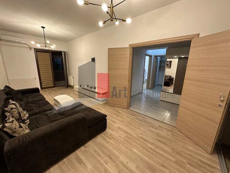 Trei camere lux, zona linistita, metrou, mobilat, utilat, parcare.